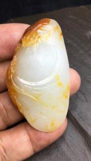 新疆和田玉籽料吊坠挂件